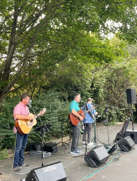 More Photos Of 4873 N Main St, Acworth Storefront For Sale