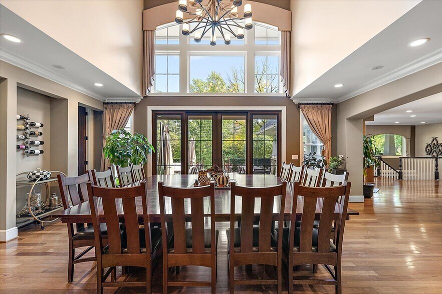 More Photos Of 1330 Oxford Rd, Bloomfield Hills Specialty For Sale