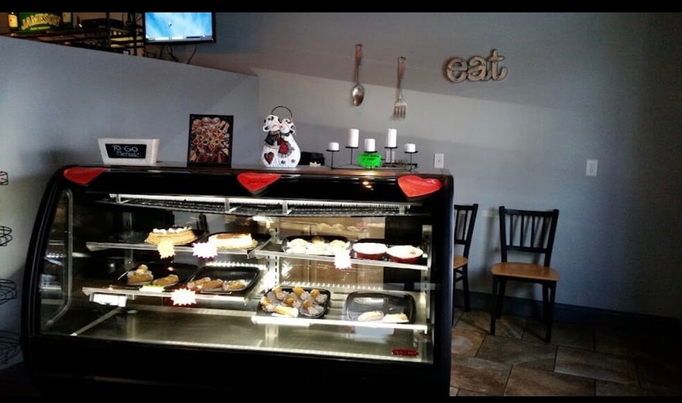 More Photos Of 123 Mohawk St, Herkimer Restaurant For Sale