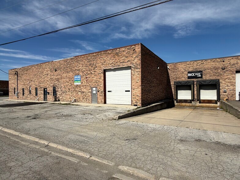 Primary Photo Of 14800 McKinley Ave, Posen Warehouse For Lease