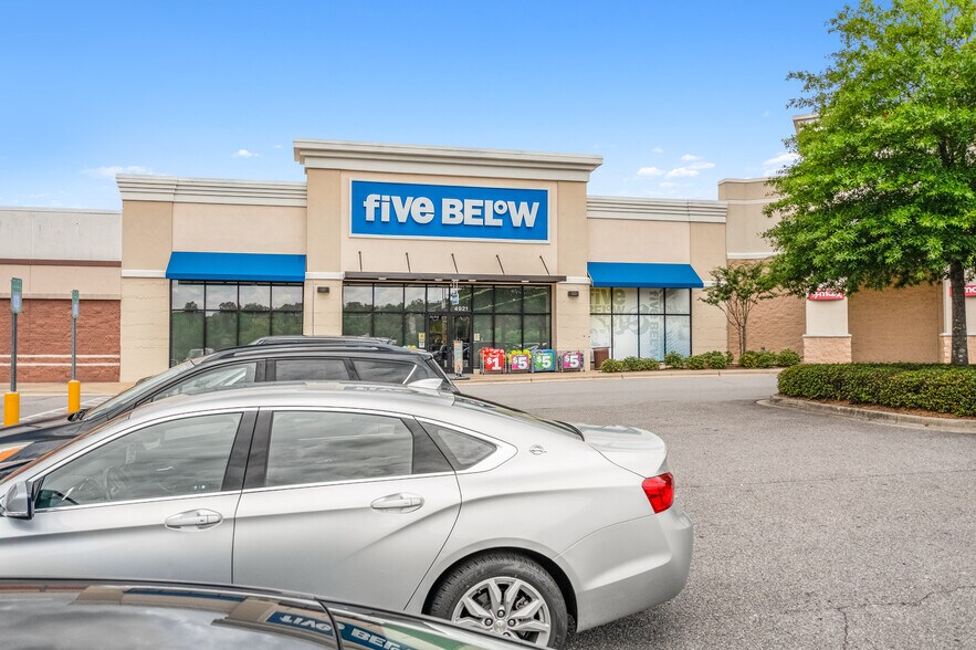 More Photos Of Eastern Valley Rd & I-459, McCalla Unknown For Lease