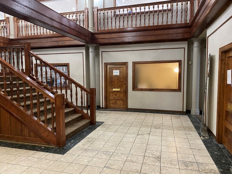 More Photos Of 624 Main Ave, Fargo Apartments For Lease