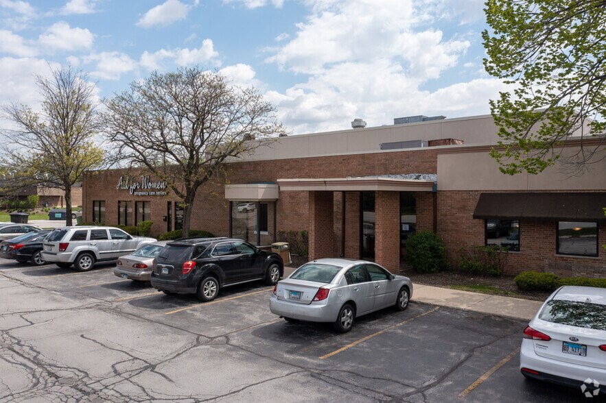 More Photos Of 3235-3345 Vollmer Rd, Flossmoor Unknown For Lease