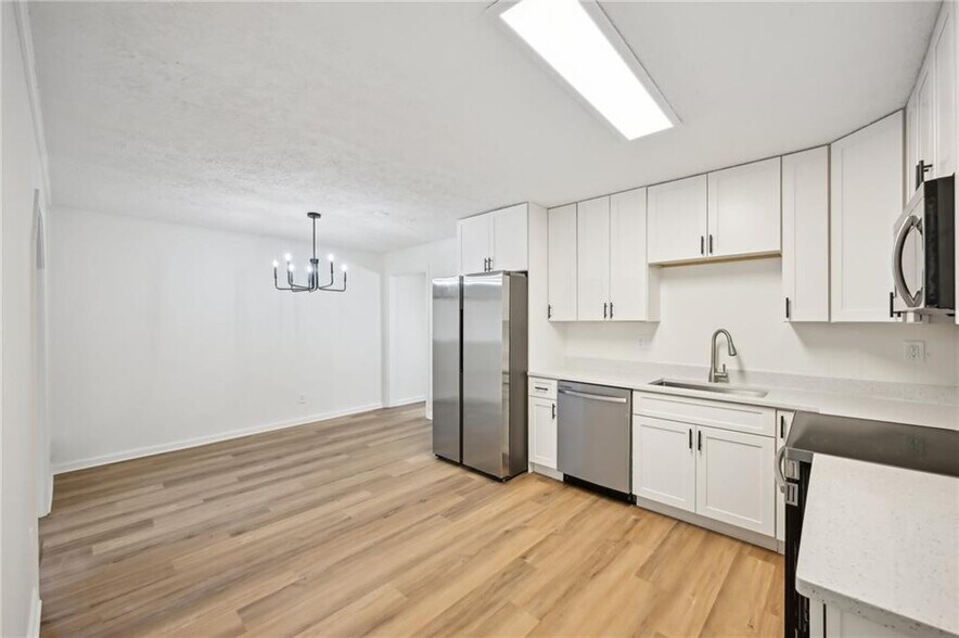 More Photos Of 4421 Lee Rd, Snellville Apartments For Sale