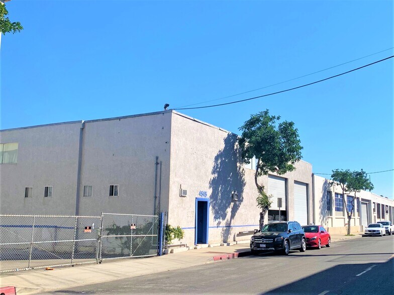 More Photos Of 4515-4561 E 48th St, Vernon Warehouse For Lease