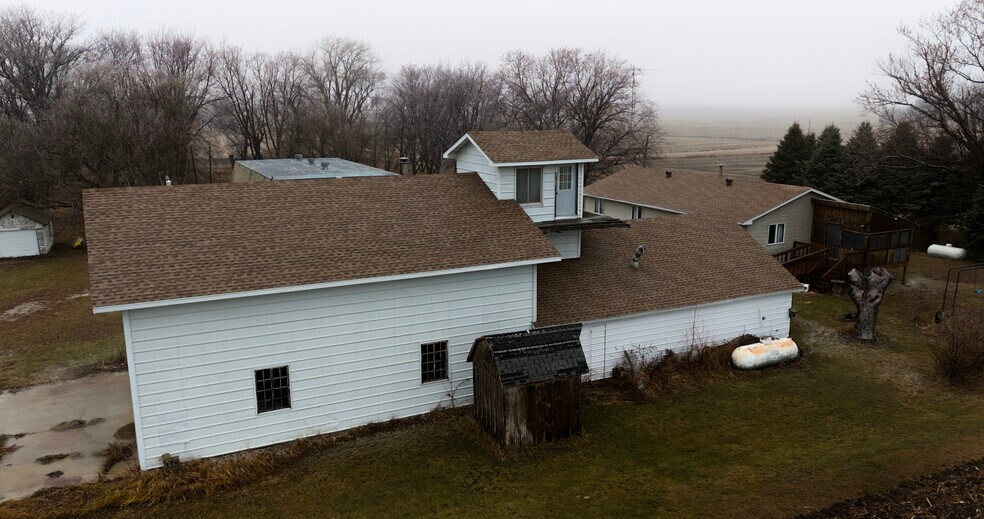 More Photos Of 17069 400th St, Leland Contractor Storage Yard For Sale