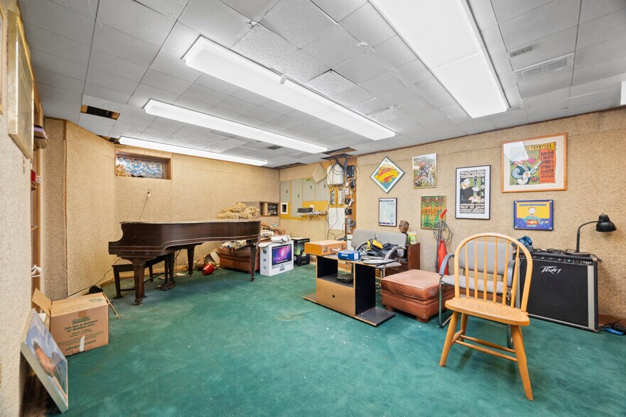 More Photos Of 258 42nd St, Pittsburgh Office For Sale