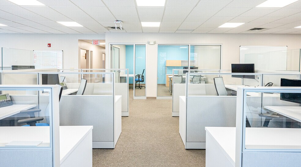 More Photos Of 10475 Perry Hwy, Wexford Medical For Lease