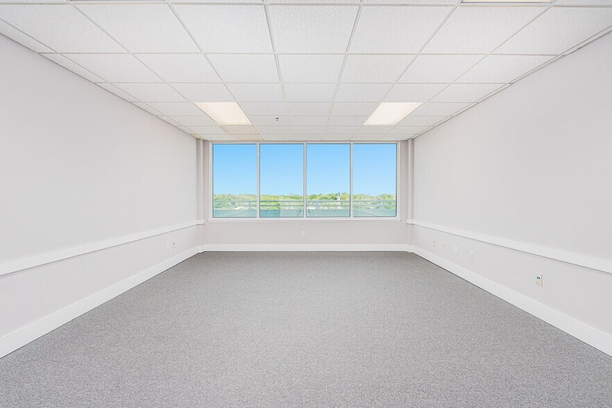 More Photos Of 55 Inlet Harbor Rd, Ponce Inlet Office Residential For Lease