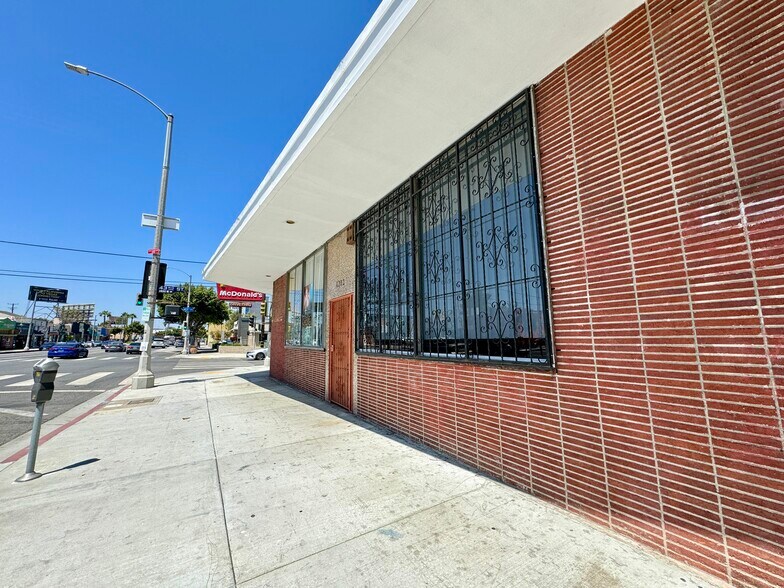 More Photos Of 4300 Crenshaw Blvd, Los Angeles Storefront Retail Office For Lease