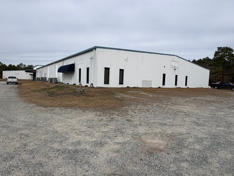 More Photos Of 11375 US-701 Hwy, Elizabethtown Refrigeration Cold Storage For Sale