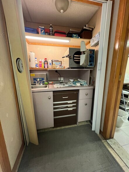 More Photos Of 207 Ocean Pky, Brooklyn Apartments For Sale