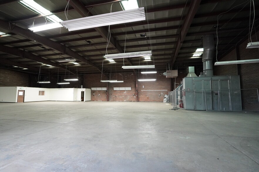 More Photos Of 590 Sunshine Ln, Reno Service For Lease