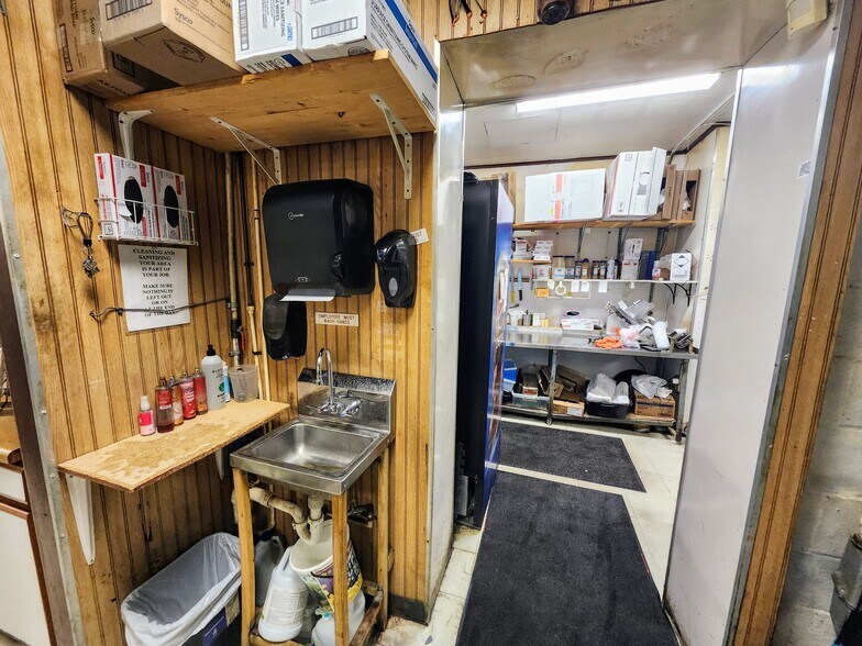 More Photos Of 800 3rd St, Moundsville Restaurant For Sale