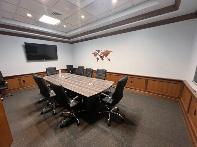 More Photos Of 3410 Henderson Blvd W, Tampa Office For Lease