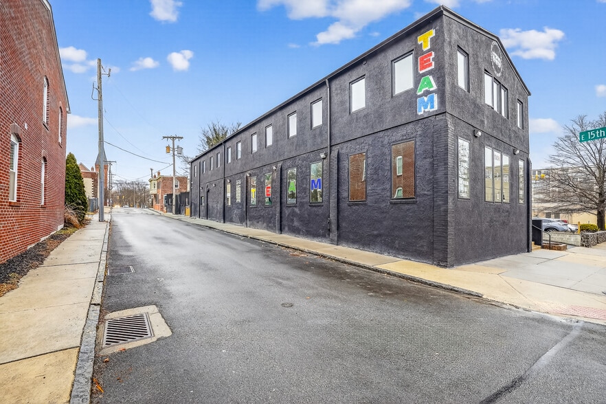 More Photos Of 1501 N Walnut St, Wilmington Office For Sale