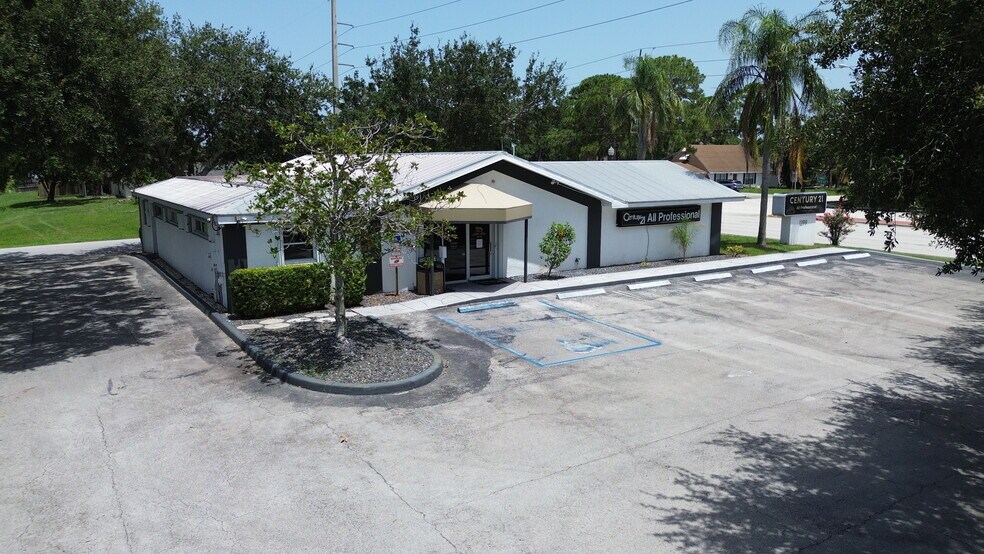 Primary Photo Of 1399 SE Port St Lucie Blvd, Port Saint Lucie Office For Lease