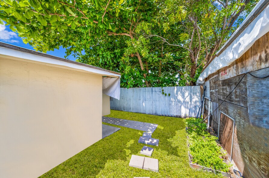 More Photos Of 1925 NW 79th St, Miami Apartments For Sale