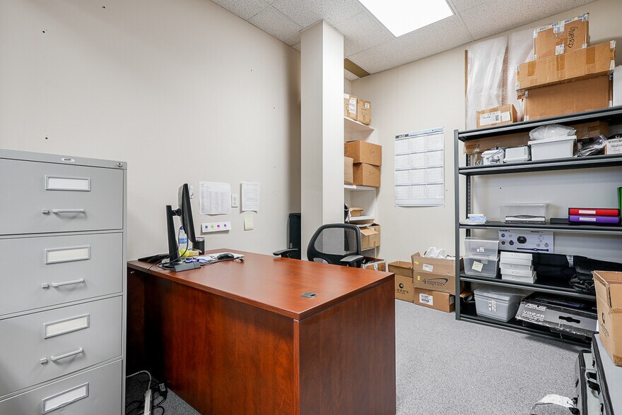 More Photos Of 766 Cliveden Pl, Delta Warehouse For Lease