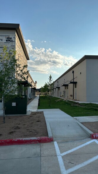 More Photos Of 15101 Ronald Reagan Blvd, Leander, TX 78641, Unite, Leander Unknown For Lease