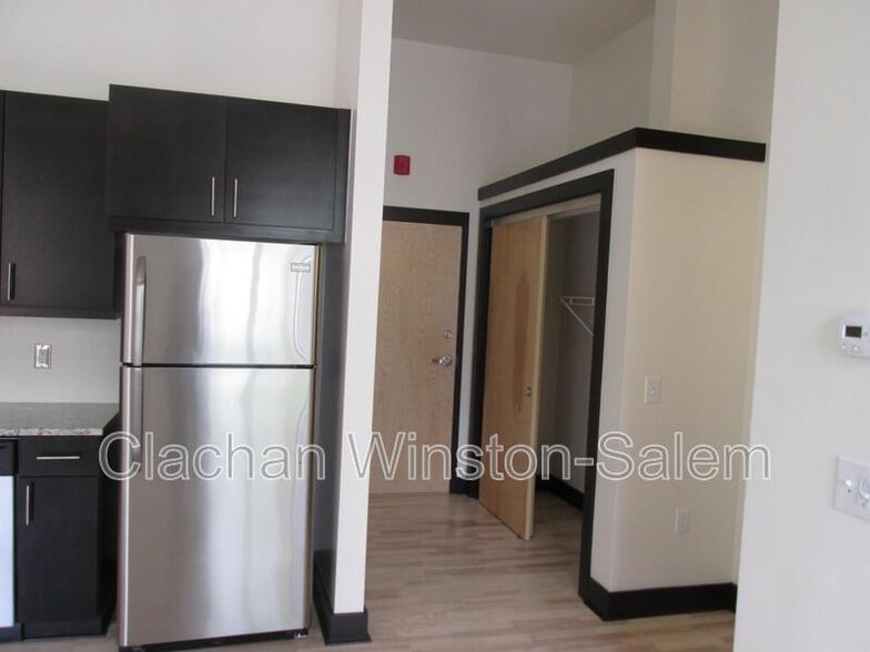 More Photos Of 50 W 4th St, Winston-Salem Apartments For Lease