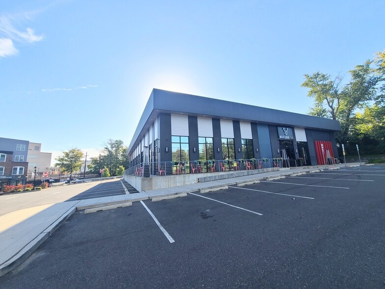 Primary Photo Of 360 Georges Rd, North Brunswick Storefront For Lease