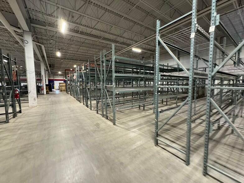 More Photos Of 155 Perry Rd, Bangor Distribution For Lease