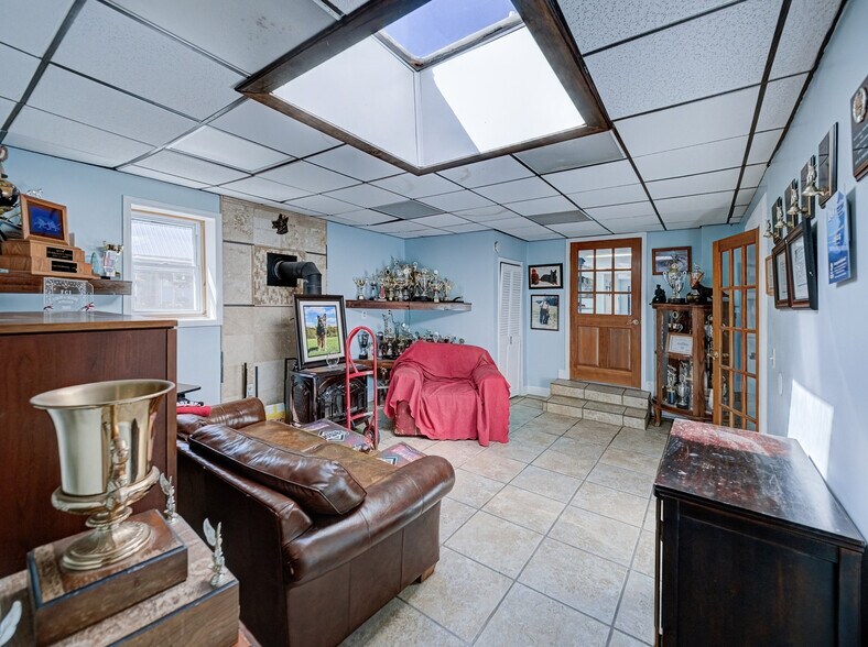 More Photos Of 929 NJ-12 Hwy, Frenchtown Flex For Sale