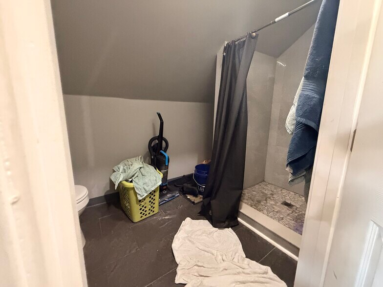 More Photos Of 26 Child St, Warren Apartments For Sale