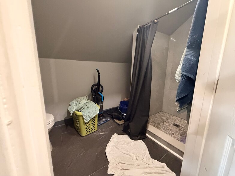 More Photos Of 26 Child St, Warren Apartments For Sale