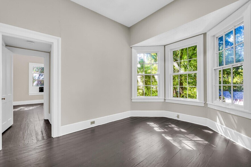 More Photos Of 1024 3rd Ave N, Columbus Apartments For Sale