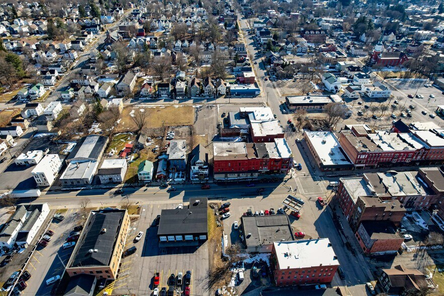 More Photos Of 28 E Main St, Johnstown General Retail For Sale