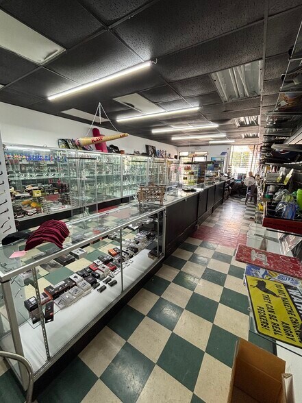 More Photos Of 8056 California City Blvd, California City Restaurant For Sale