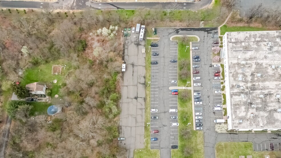More Photos Of 644 howard avenue, Somerset Land For Lease