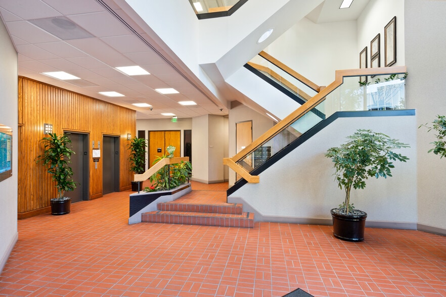 More Photos Of 17870 Castleton St, City of Industry Office For Lease