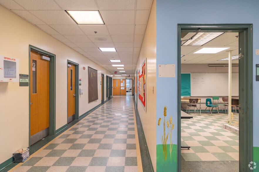 More Photos Of 3301 N Front St, Harrisburg Office For Sale