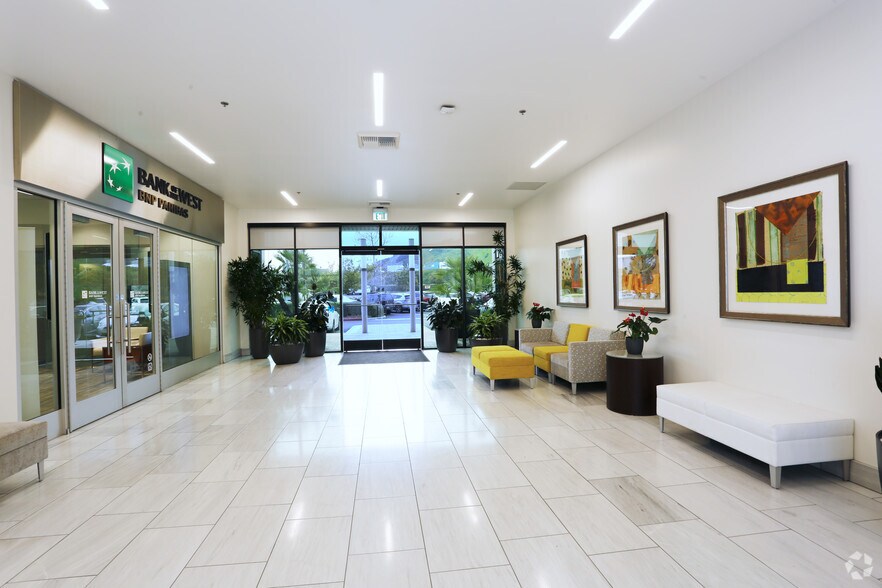 More Photos Of 13300 Crossroads Parkway North, City Of Industry Office For Lease
