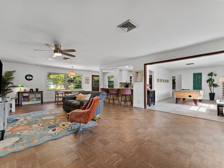 More Photos Of 200 66th St N, Saint Petersburg Office Residential For Sale