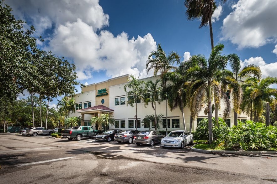 More Photos Of 150 N University Dr, Plantation Medical For Lease