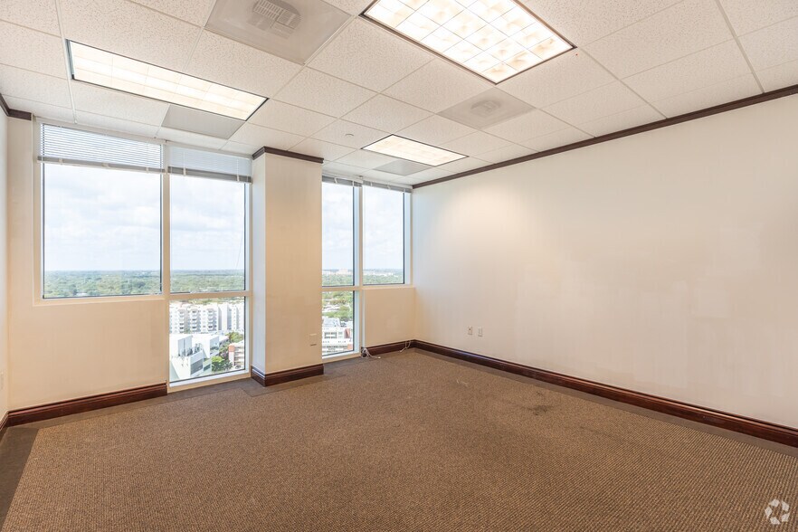 More Photos Of 9155 S Dadeland Blvd, Miami Unknown For Lease