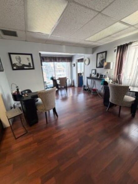 More Photos Of 361 Park Rd, West Hartford Office For Lease