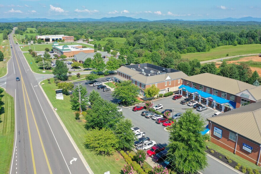 More Photos Of 12925 Booker T Washington Hwy, Hardy Storefront Retail Office For Lease