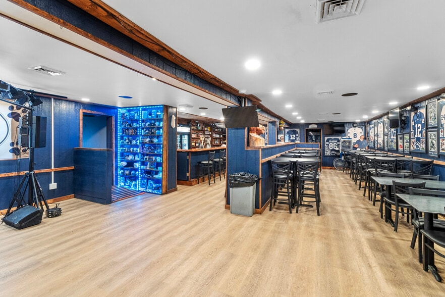 More Photos Of 1535 Port Matilda Hwy, Philipsburg Hotel For Sale