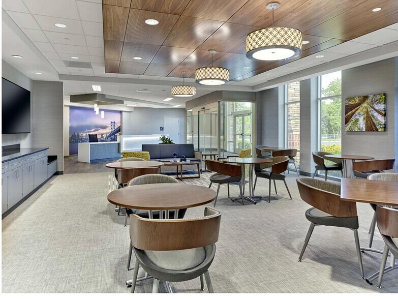 More Photos Of 475 Enterprise Dr, Royersford Medical For Lease