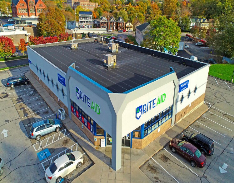 More Photos Of 163 West 26th St, Erie Freestanding For Sale