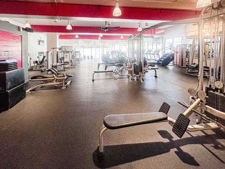 More Photos Of 1526 Webster St, Alameda Health Club For Sale