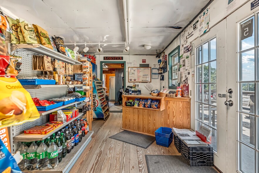 More Photos Of 40 North Rd, Swans Island Convenience Store For Sale