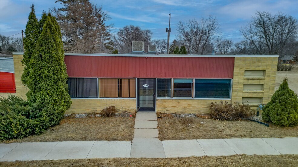 More Photos Of 411 S State St, Fairmont Light Distribution For Sale