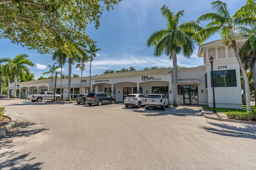 Primary Photo Of 2770 Davis Blvd, Naples Storefront For Sale