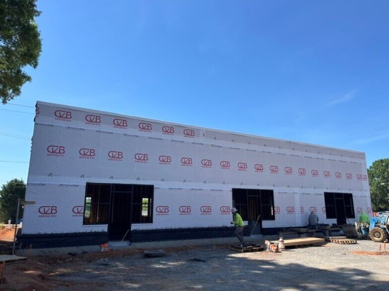 More Photos Of 1605 N NC 16 Hwy, Conover Medical For Sale